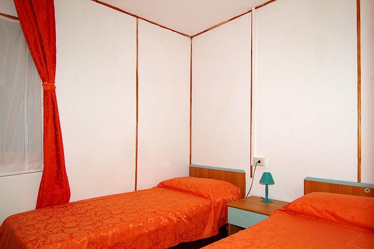 Camping Hotel Au Lac De Como Sorico Esterno foto