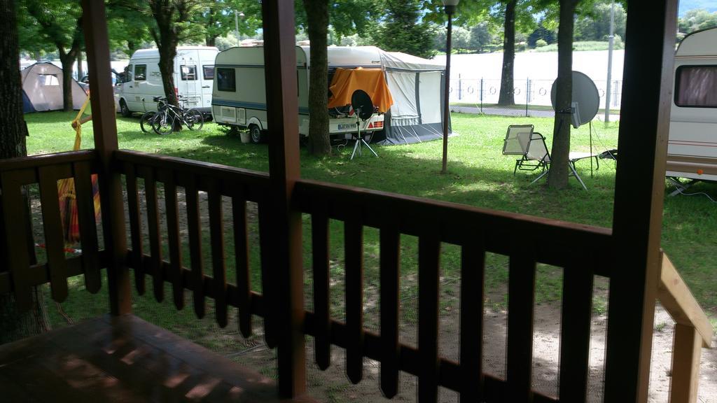 Camping Hotel Au Lac De Como Sorico Camera foto