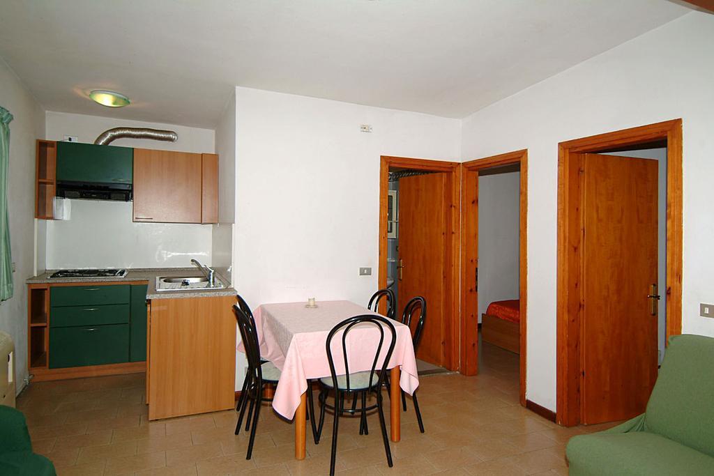Camping Hotel Au Lac De Como Sorico Esterno foto