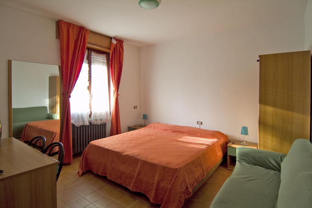 Camping Hotel Au Lac De Como Sorico Esterno foto
