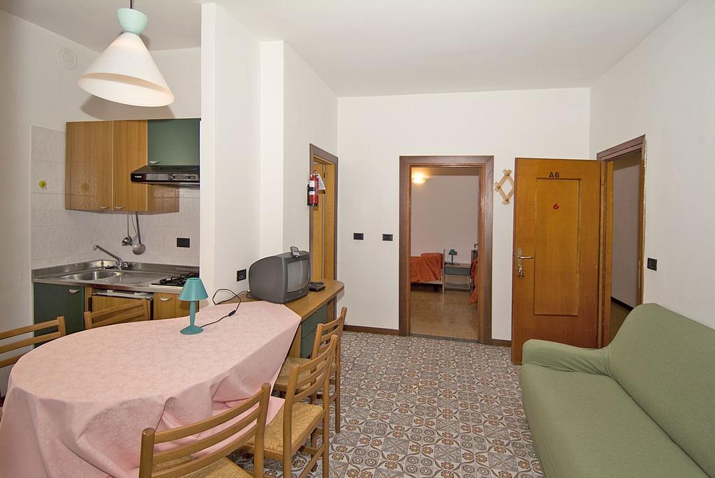 Camping Hotel Au Lac De Como Sorico Camera foto
