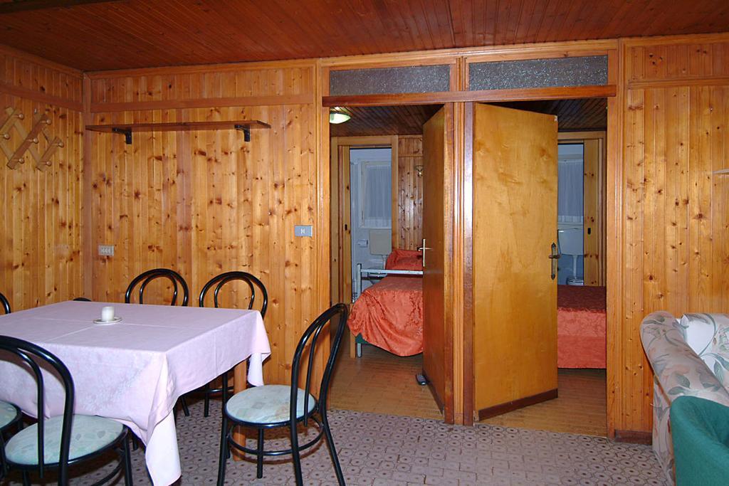 Camping Hotel Au Lac De Como Sorico Esterno foto